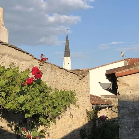 70 M2 With Terrace And View Of The Ars Bell Tower * Ars-en-Ré
